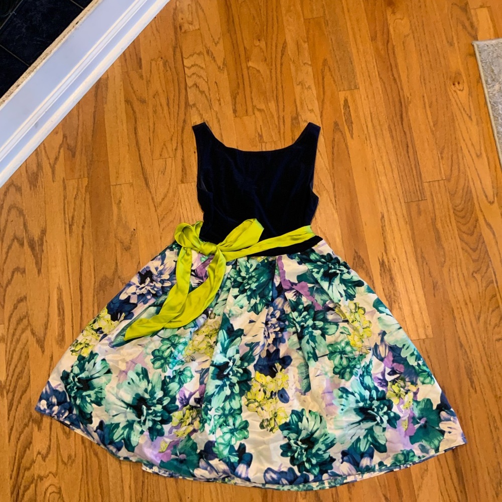 Eliza J Floral Midi Dress W/Pockets